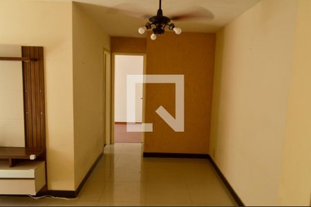 Sala de apartamento para alugar com 2 quartos, 50m² em Pechincha, Rio de Janeiro