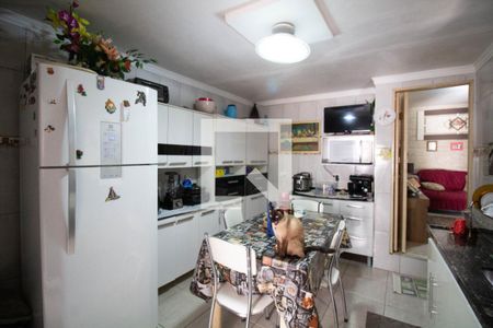 Casa à venda com 180m², 2 quartos e 1 vaga Casa à venda com 180m², 2 quartos e 1 vagaCozinha