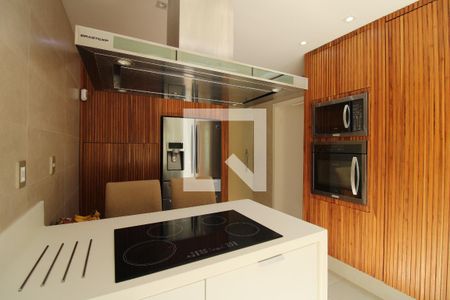 Casa de condomínio à venda com 240m², 3 quartos e 2 vagasCozinha