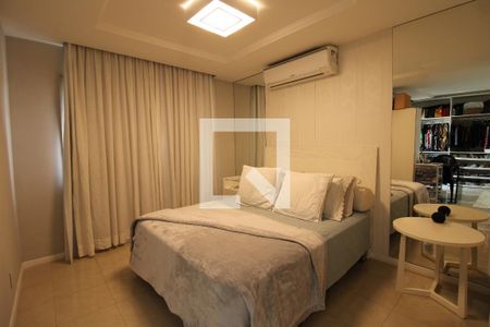 Casa de condomínio à venda com 240m², 3 quartos e 2 vagasQuarto 3 - Suíte