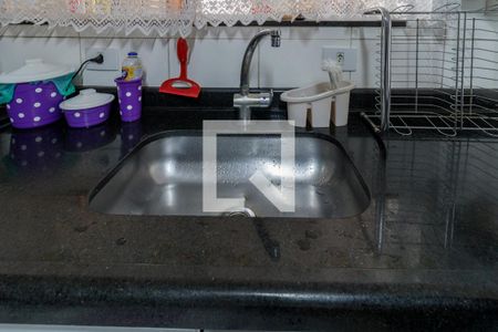 Casa à venda com 74m², 2 quartos e 1 vaga Casa à venda com 74m², 2 quartos e 1 vagaCozinha - Torneira