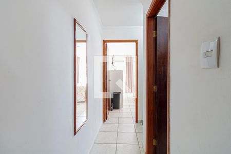Casa à venda com 74m², 2 quartos e 1 vaga Casa à venda com 74m², 2 quartos e 1 vagaCorredor