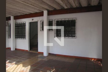 Casa à venda com 126m², 2 quartos e 2 vagasFrente