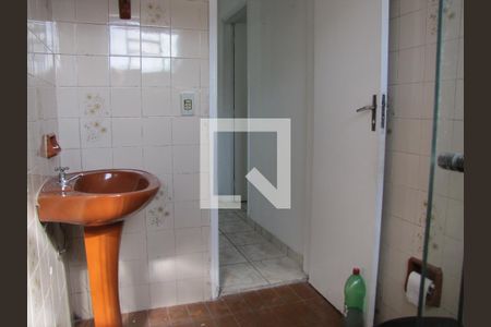 Casa à venda com 126m², 2 quartos e 2 vagasBanheiro