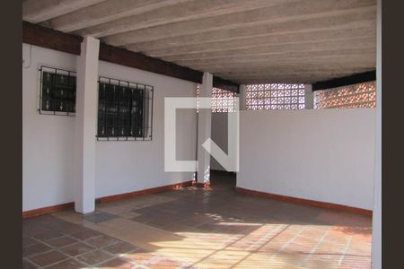 Casa à venda com 126m², 2 quartos e 2 vagasQuintal
