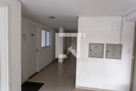 Apartamento à venda com 51m², 2 quartos e 1 vaga Apartamento à venda com 51m², 2 quartos e 1 vagaHall social