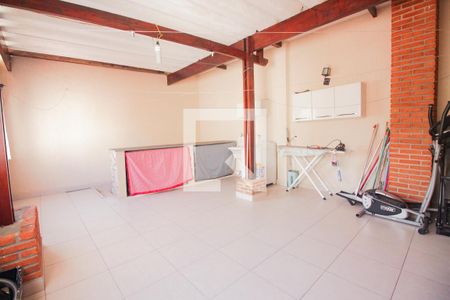 Casa à venda com 230m², 3 quartos e 3 vagasÁrea de Serviço