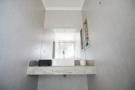Casa à venda com 230m², 3 quartos e 3 vagasBanheiro