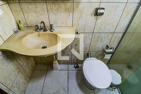 Casa à venda com 300m², 3 quartos e 2 vagas Casa à venda com 300m², 3 quartos e 2 vagasSuite - Banheiro