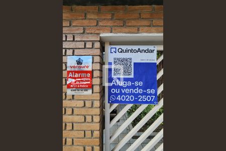 Casa à venda com 283m², 5 quartos e 2 vagas Casa à venda com 283m², 5 quartos e 2 vagasPlaquinha