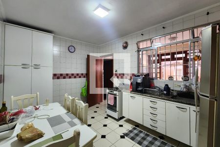Casa à venda com 283m², 5 quartos e 2 vagas Casa à venda com 283m², 5 quartos e 2 vagasCozinha