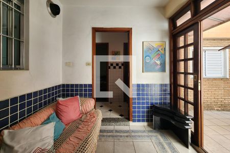 Casa à venda com 283m², 5 quartos e 2 vagas Casa à venda com 283m², 5 quartos e 2 vagasEdicula