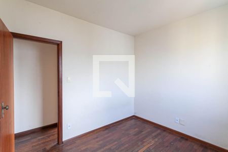 Apartamento à venda com 90m², 3 quartos e 1 vagaQuarto 2