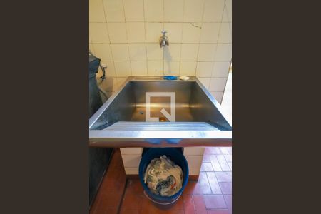 Casa à venda com 220m², 3 quartos e 7 vagas Casa à venda com 220m², 3 quartos e 7 vagasÁrea de Serviço