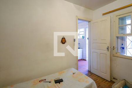 Casa à venda com 220m², 3 quartos e 7 vagas Casa à venda com 220m², 3 quartos e 7 vagasQuarto de serviço