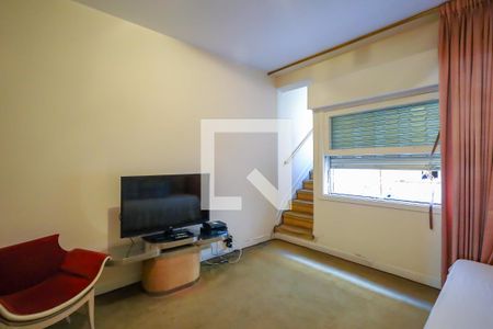 Casa à venda com 220m², 3 quartos e 7 vagas Casa à venda com 220m², 3 quartos e 7 vagasQuarto 3