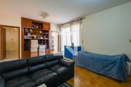 Casa à venda com 220m², 3 quartos e 7 vagas Casa à venda com 220m², 3 quartos e 7 vagasSalão de Festas