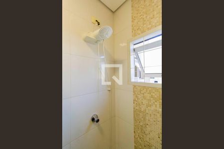 Casa à venda com 167m², 3 quartos e 3 vagas Casa à venda com 167m², 3 quartos e 3 vagasBanheiro