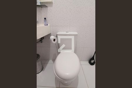 Casa à venda com 220m², 3 quartos e 4 vagasBanheiro