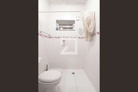 Casa à venda com 220m², 3 quartos e 4 vagasBanheiro