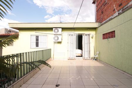 Casa à venda com 220m², 3 quartos e 4 vagasQuintal
