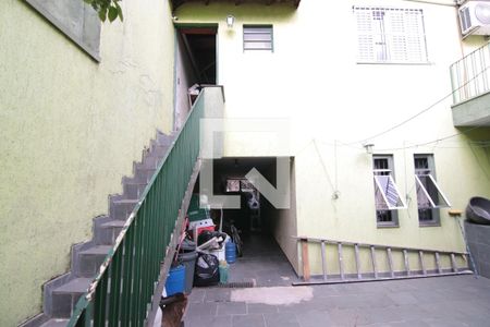 Casa à venda com 220m², 3 quartos e 4 vagasQuintal