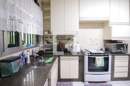 Casa à venda com 220m², 3 quartos e 4 vagasCozinha