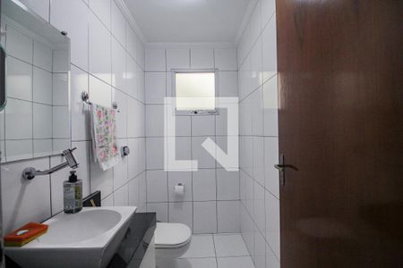 Casa à venda com 180m², 4 quartos e 2 vagasLavabo