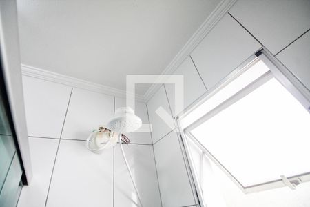 Casa à venda com 180m², 4 quartos e 2 vagasBanheiro social