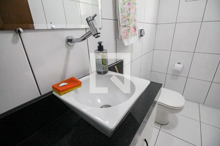 Casa à venda com 180m², 4 quartos e 2 vagasLavabo