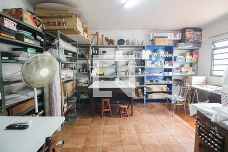 Casa à venda com 180m², 4 quartos e 2 vagasQuarto de serviço 2