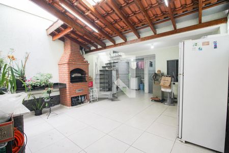 Casa à venda com 180m², 4 quartos e 2 vagasÁrea gourmet