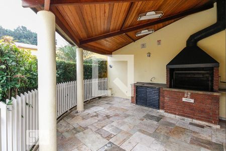 Casa de condomínio à venda com 72m², 2 quartos e 1 vaga Casa de condomínio à venda com 72m², 2 quartos e 1 vagaCondomínio - Churrasqueira