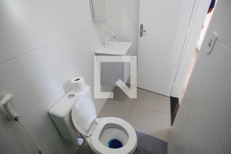 Casa de condomínio à venda com 80m², 3 quartos e 1 vaga Casa de condomínio à venda com 80m², 3 quartos e 1 vagaBanheiro Social