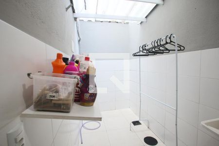 Casa de condomínio à venda com 80m², 3 quartos e 1 vaga Casa de condomínio à venda com 80m², 3 quartos e 1 vagaÁrea de Serviço