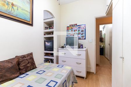 Casa à venda com 207m², 4 quartos e 6 vagas Casa à venda com 207m², 4 quartos e 6 vagasQuarto 3