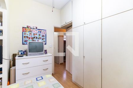 Casa à venda com 207m², 4 quartos e 6 vagas Casa à venda com 207m², 4 quartos e 6 vagasQuarto 3