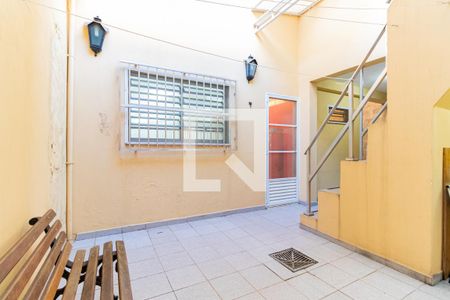 Casa à venda com 207m², 4 quartos e 6 vagas Casa à venda com 207m², 4 quartos e 6 vagasQuintal - Churrasqueira