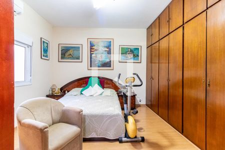 Casa à venda com 207m², 4 quartos e 6 vagas Casa à venda com 207m², 4 quartos e 6 vagasQuarto 1 - Suíte 1