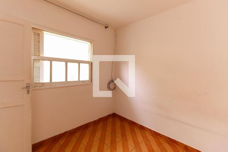 Quarto de casa para alugar com 3 quartos, 160m² em Vila Bertioga, São Paulo