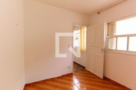 Quarto de casa para alugar com 3 quartos, 160m² em Vila Bertioga, São Paulo