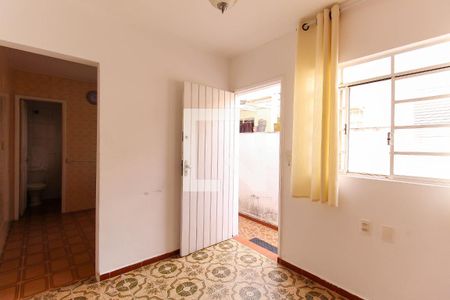 Sala de casa para alugar com 3 quartos, 160m² em Vila Bertioga, São Paulo