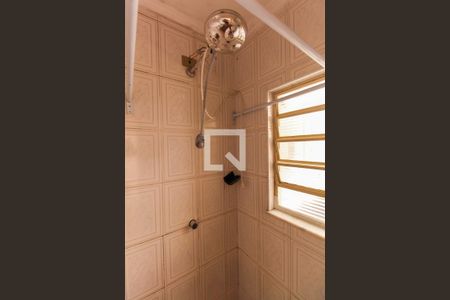 Banheiro de casa para alugar com 3 quartos, 160m² em Vila Bertioga, São Paulo