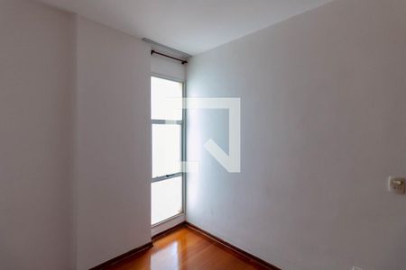 Quarto 1 de apartamento para alugar com 2 quartos, 55m² em Sion, Belo Horizonte