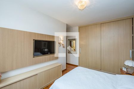 Apartamento à venda com 153m², 3 quartos e 1 vagaSuíte