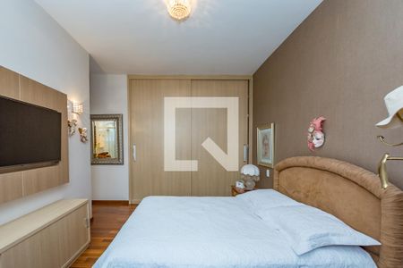 Apartamento à venda com 153m², 3 quartos e 1 vagaSuíte