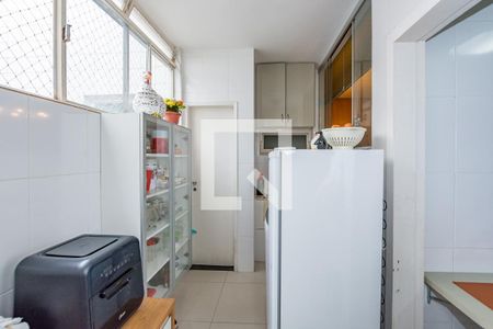 Apartamento à venda com 153m², 3 quartos e 1 vagaÁrea de Serviço