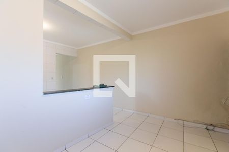 Sala de casa para alugar com 1 quarto, 60m² em Vila Carmosina, São Paulo