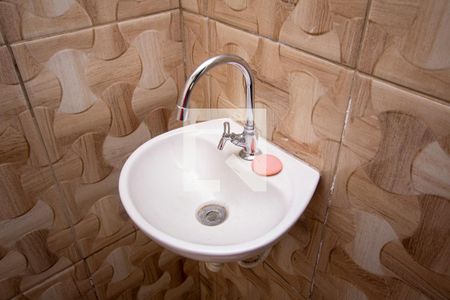 Casa à venda com 103m², 3 quartos e sem vagaLavabo