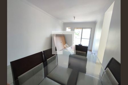 Sala de apartamento para alugar com 3 quartos, 74m² em Taquara, Rio de Janeiro
